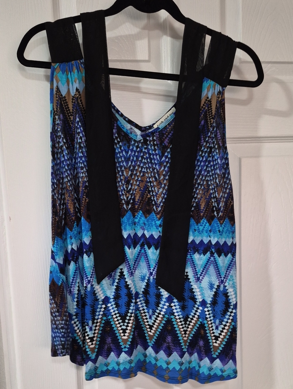 Faith and Joy Black-Trim Blue Patterned Tie-Neck Camisole Size PXL